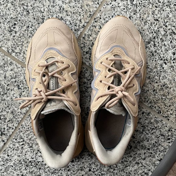 Adidas Ozweego Sneakers - Pale Nude / Light Brown / Solar Red - Picture 6 of 8